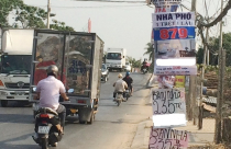 Môi giới bất động sản: Cuộc chiến trên từng cây… cột điện