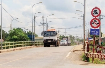 Bất động sản khu công nghiệp TP.HCM “tắc thở” vì hạ tầng