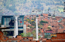 TP.HCM sẽ hỗ trợ nghiên cứu đề án cáp treo vào Tân Sơn Nhất