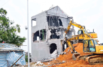 Xây dựng không phép, sai phép: Vi phạm tràn lan