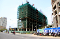 Lén lút xây cụm khách sạn, căn hộ 10 tầng