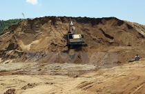 Giá cát xây dựng tại TP.HCM "bỗng dưng" tăng đột biến