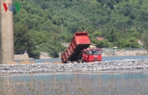 Dân phản đối chủ đầu tư thi công Cầu Hải Vân 2