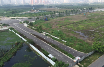 Khu đô thị ngoại giao đoàn: Cư dân khổ sở vì chờ đường