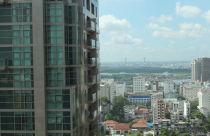 Vốn ngoại liên tục chảy vào bất động sản Việt Nam