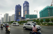 Ngân hàng tăng cho vay, tiền có đổ vào bất động sản?