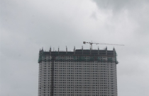 Gần một nửa tầng 43 khách sạn sai phạm Mường Thanh Khánh Hòa bị tháo dỡ?