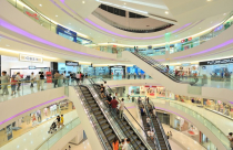 Giá thuê mặt bằng ở các khu trung tâm bị đẩy lên cao