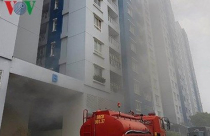 Cháy chung cư, dân chỉ biết trông mong vào sự may rủi