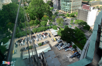 Bãi đỗ xe cá nhân chỉ đáp ứng 1% nhu cầu người dân Sài Gòn