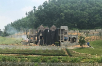 Biệt thự sinh thái 'băm nát' rừng phòng hộ