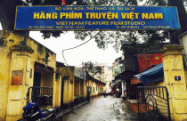 Cổ phần hóa méo mó vì đất?