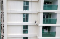 Giao dịch căn hộ TP.HCM tiếp tục lao dốc