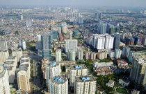 Quá tải chung cư cao tầng ở Hà Nội