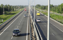 Yêu cầu đẩy nhanh tiến độ cao tốc Trung Lương - Mỹ Thuận để kịp thông tuyến vào cuối năm 2020