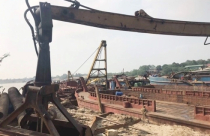 Khai thác cát trái phép tại Hà Nội diễn biến phức tạp