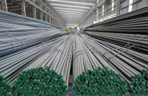 4 tháng, sản xuất và tiêu thụ sắt thép tăng mạnh