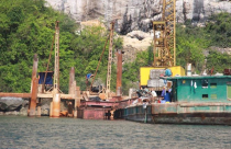 Ban quản lý Vịnh Hạ Long nói gì về một số công trình xây dựng trái phép trên vịnh Hạ Long