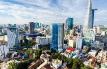 TP.HCM: Nhà cao tầng "đè nén" hạ tầng