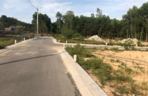 Gom đất 'vẽ dự án chui' để bán