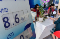 Khó giảm lãi suất dịp cuối năm