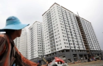 Chính phủ yêu cầu NHNN siết tín dụng vào bất động sản