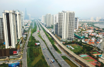 Bất động sản 24h: Siết tín dụng, ngành địa ốc có "đói" vốn?