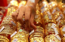 Điểm tin sáng: Giá vàng tăng trở lại, USD giảm
