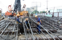 Giảm 50% phí trong lĩnh vực xây dựng, du lịch