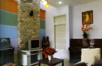 Kính trong nhà phố