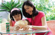 Bóng mát nhà MC Quỳnh Hoa