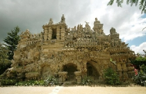 Lâu đài đá vôi được xây suốt 33 năm 