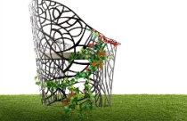 Đồ đạc duyên dáng kê ngoài vườn 