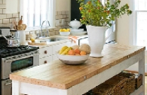 Thiết kế đảo bếp xinh xắn