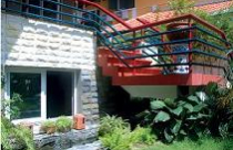 Không gian dạ cầu thang