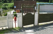 Ngôi nhà Hạnh Phúc