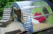 Nhà tí hon làm từ phế liệu 