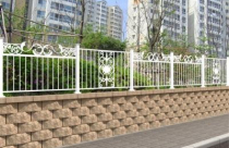 Các kiểu hàng rào cho nhà ống