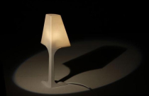 Phòng ngủ lạ mắt với 4 thiết kế đèn không đụng hàng