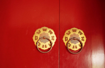 8 lưu ý 'tuyệt đối không' với cửa chính