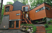 Mỹ sử dụng container phế thải xây nhà ở cho sinh viên