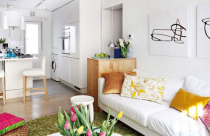 Đập bỏ nhiều bức tường giúp nhà 40 m2 thoáng hơn