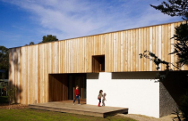 Ngôi nhà bình yên giữa thiên nhiên xanh mát