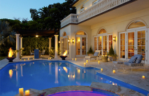 Những bể bơi phong cách giúp nhà đẹp hơn