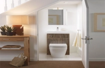 Tôi chịu thiệt đất chứ không làm WC dưới gầm cầu thang