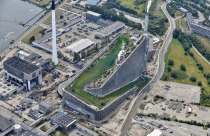 Tòa nhà năng lượng mái dốc trượt tuyết ở Đan Mạch