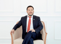 Lương Trí Thìn - từ cậu bé buôn gạo đến chủ doanh nghiệp bất động sản