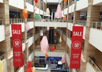 Chúng ta đã hưởng thụ quá nhiều?