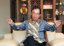 Đại sứ Phạm Quang Vinh bình luận về ranh giới mong manh trong cuộc đua đến ghế Tổng thống Mỹ