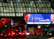 Thế giới 'không ngủ' vì bầu cử Mỹ